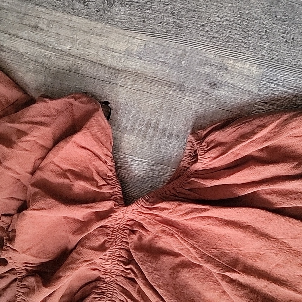 Romper - Picture 2 of 4